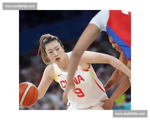 国际篮联官宣！中国女篮迎战澳大利亚，李梦改标签暗藏玄机
