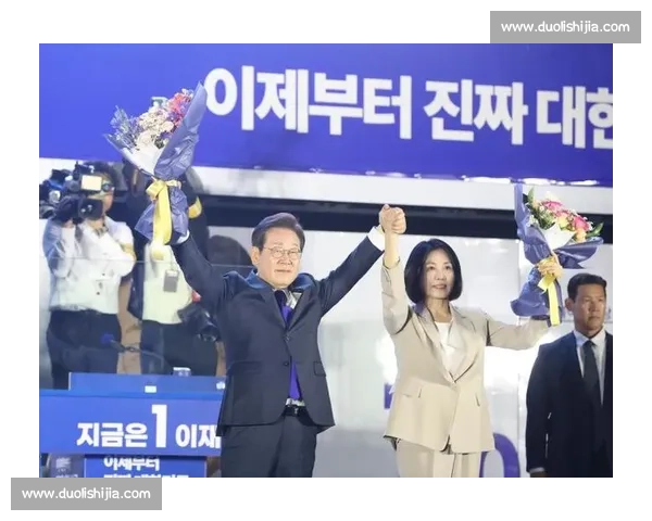 女记者撑伞引争议：孙兴慜的「礼貌」与韩国社会的性别困局