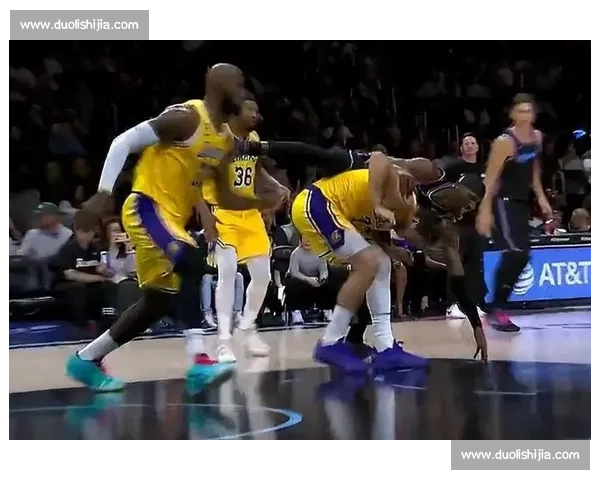 湖人对阵热火今日比赛录像回放詹姆斯领衔关键对决全程解析精彩