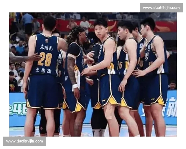 广东队对阵国家男篮引发关注检验阵容实力与磨合成效备战前景意义